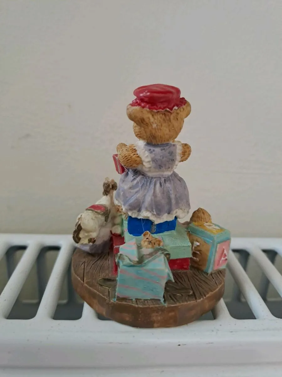 Free 1991 Leonardo Collectables figurine - Image 3