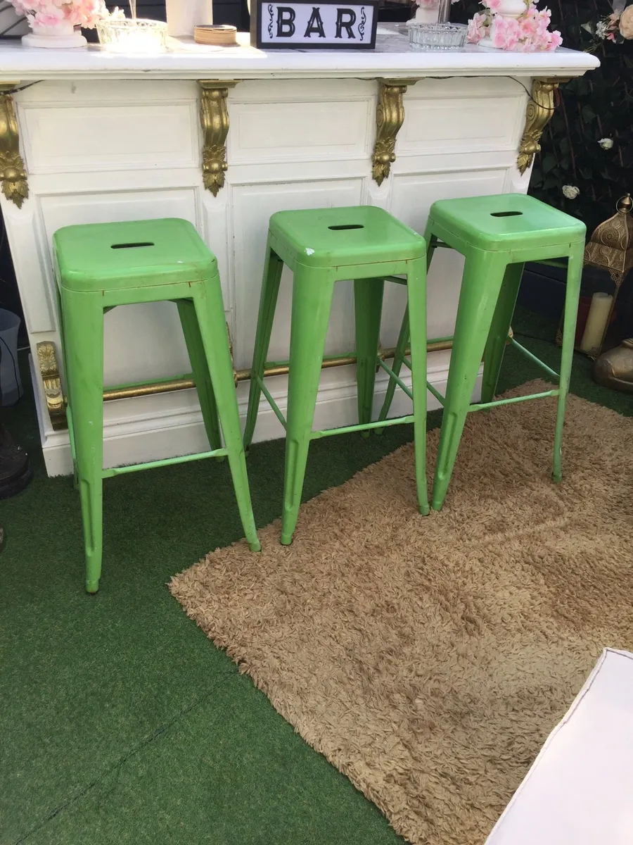 3 retro bar stools - Image 2