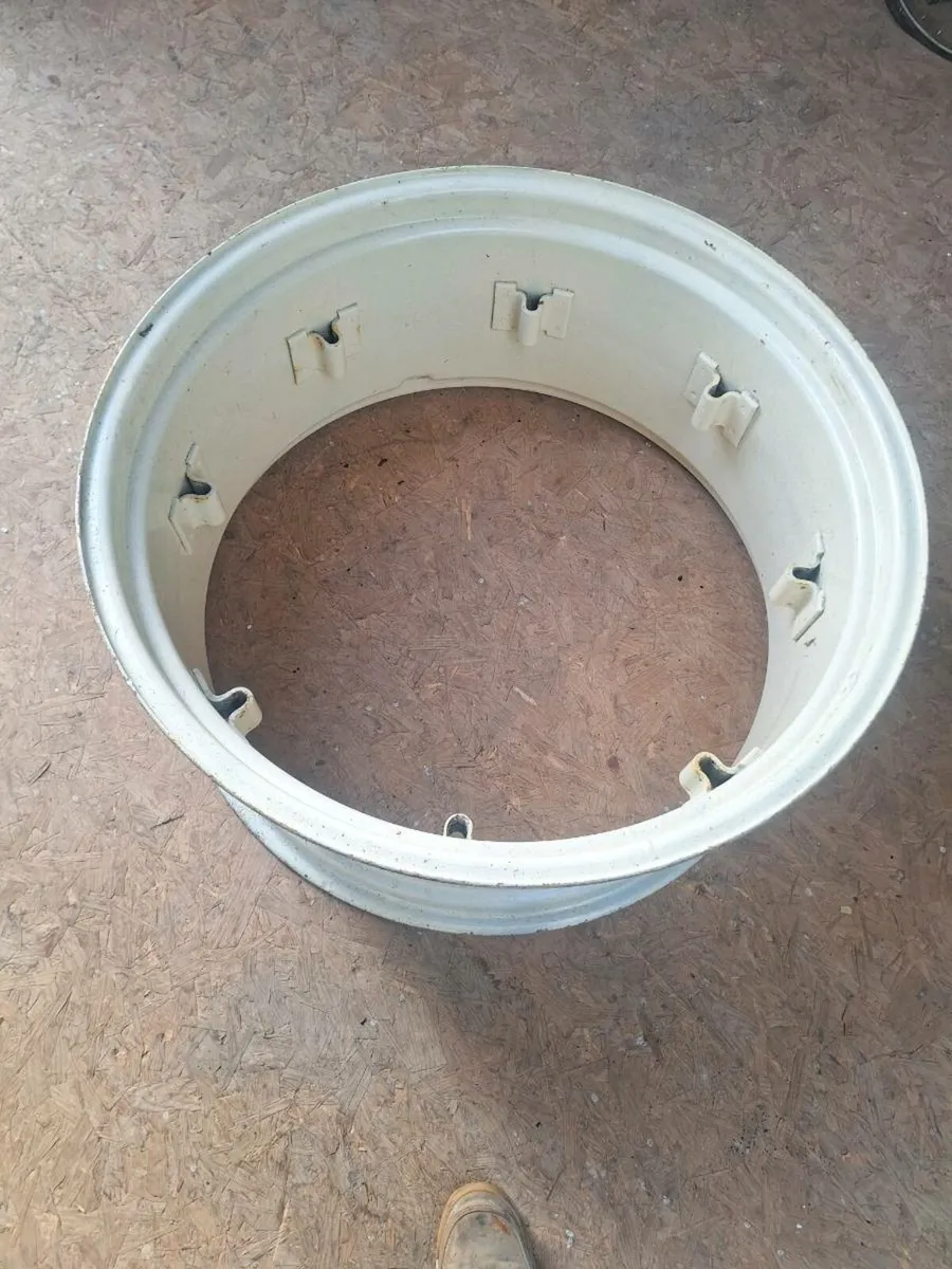 34" wheel band