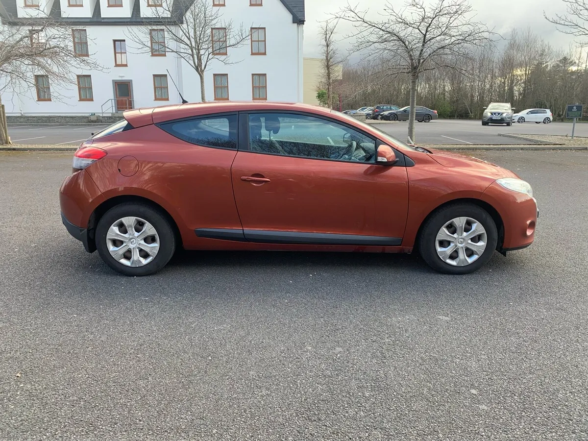 2011 Renault Megane NCT&TAX €1650 - Image 2
