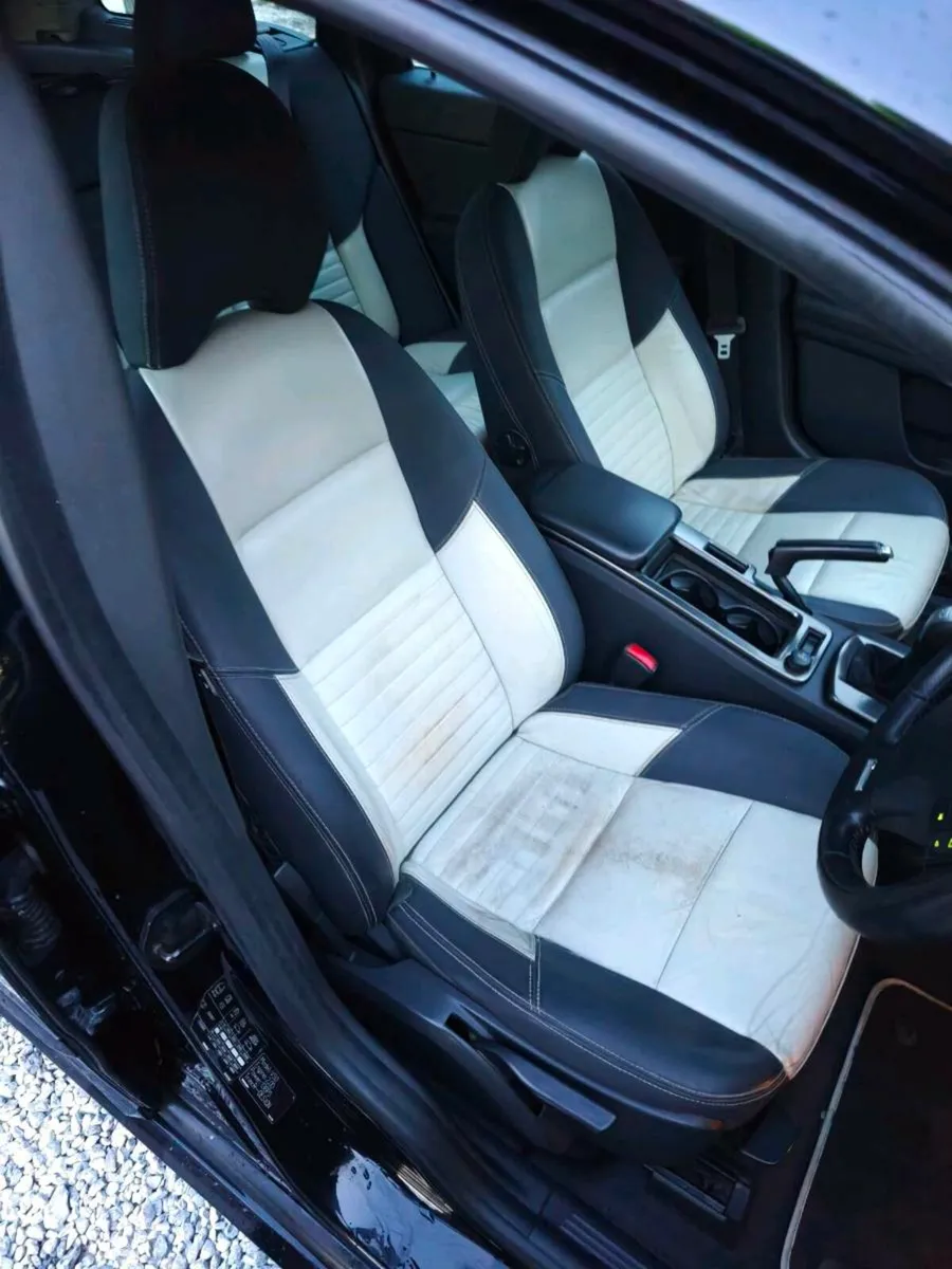 Volvo v50 R design - Image 2