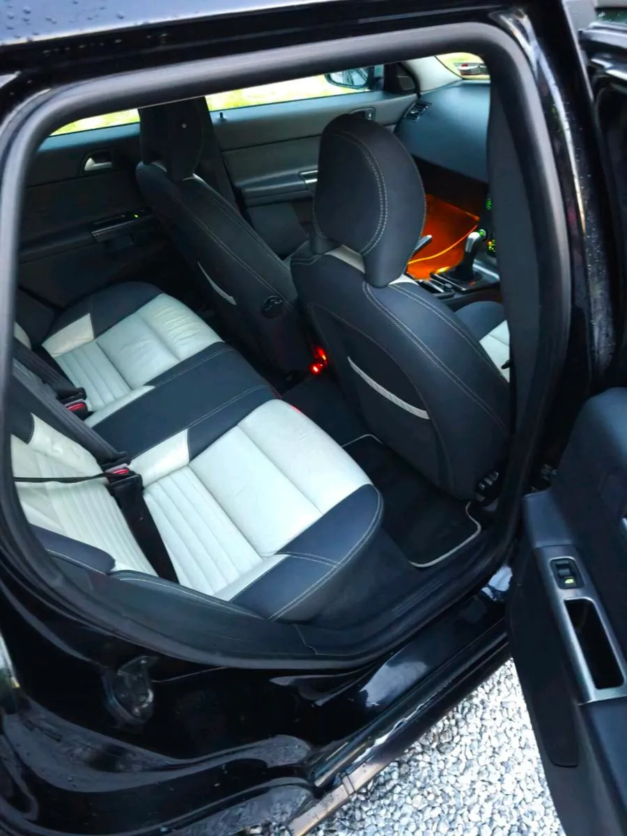 Volvo v50 R design - Image 3