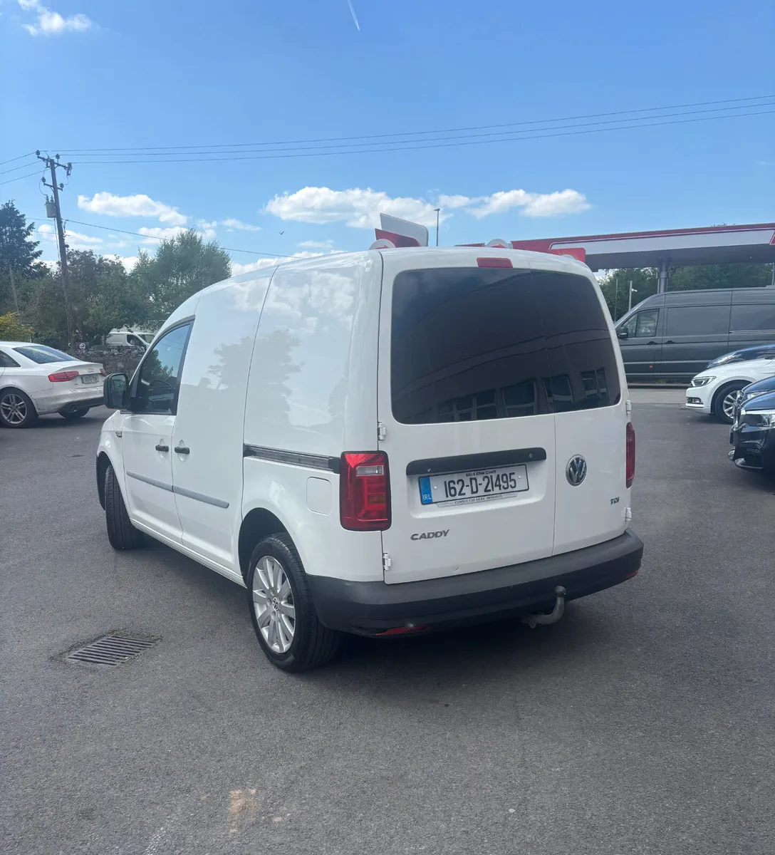2016 Volkswagen Caddy 2.0 TDI - Image 4