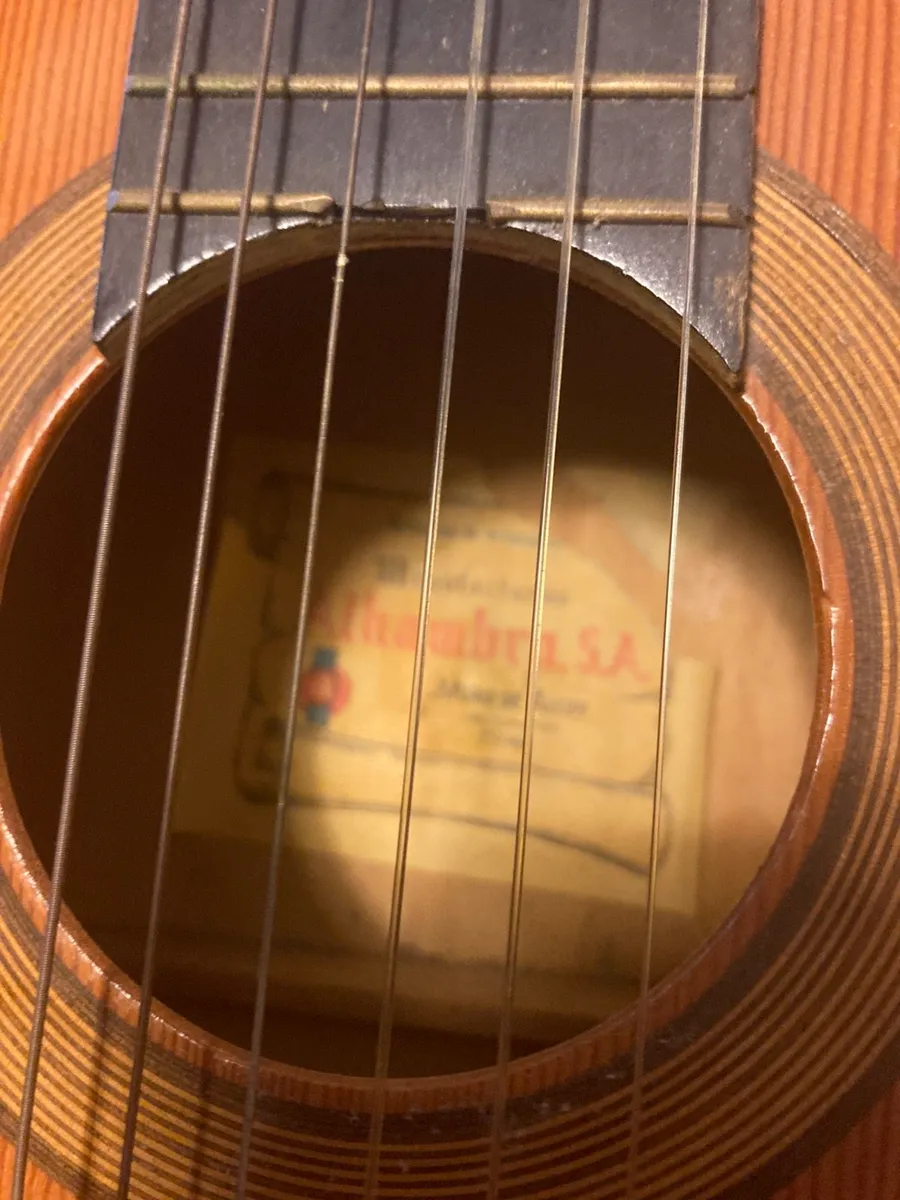 Alhambra 1970s vintage guitar - Image 3