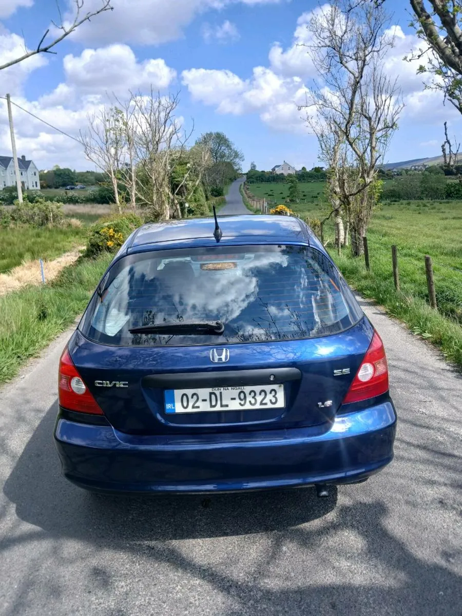 Car - Image 2