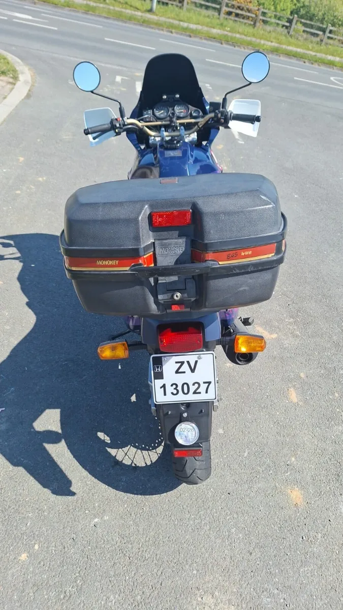 Honda Africa twin 750 - Image 4