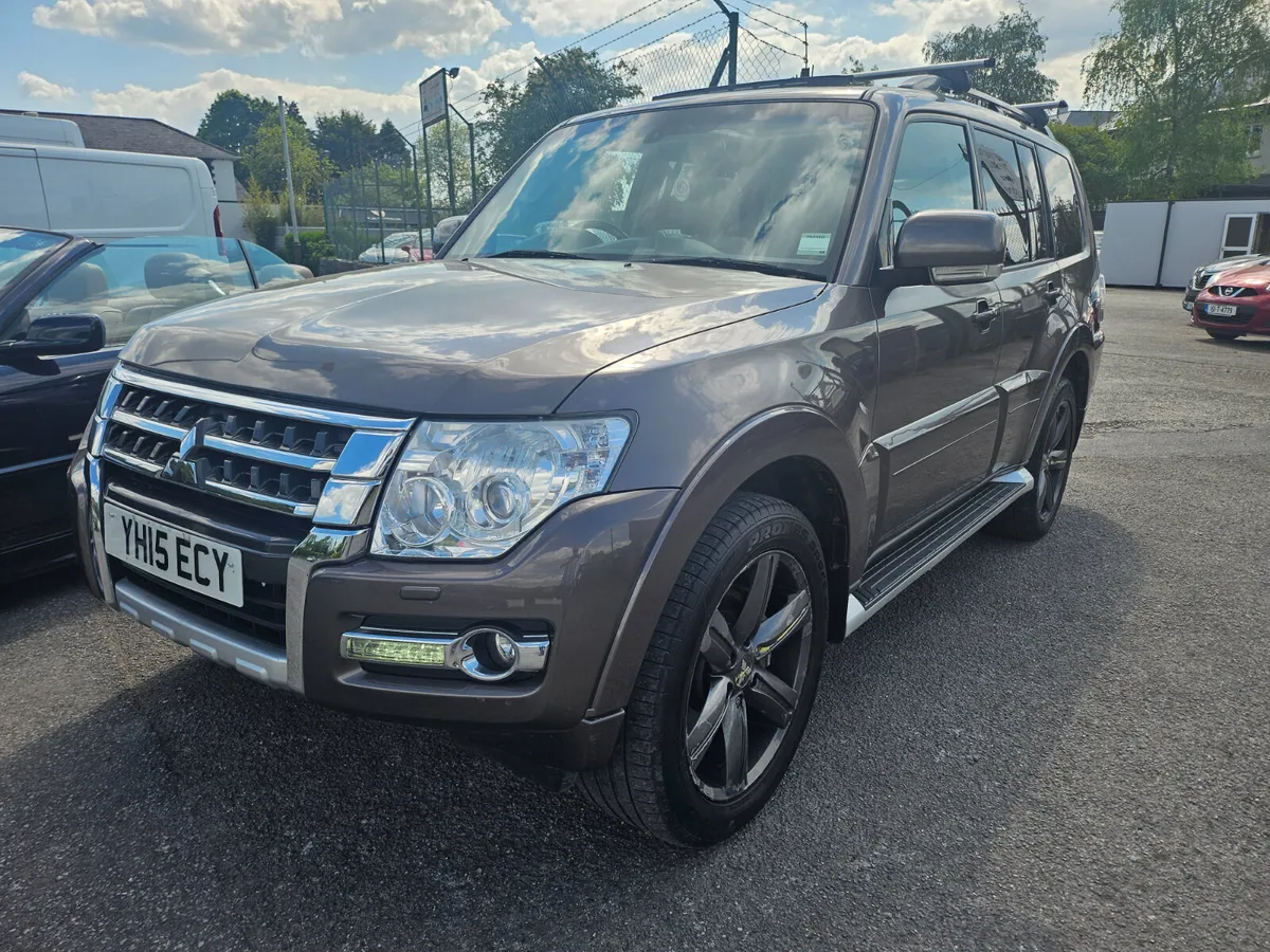 Mitsubishi Pajero 2015 - Image 1