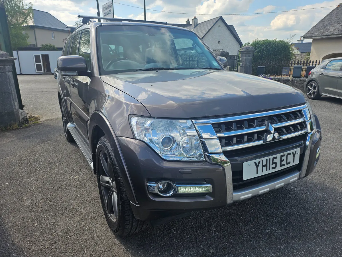 Mitsubishi Pajero 2015 - Image 2