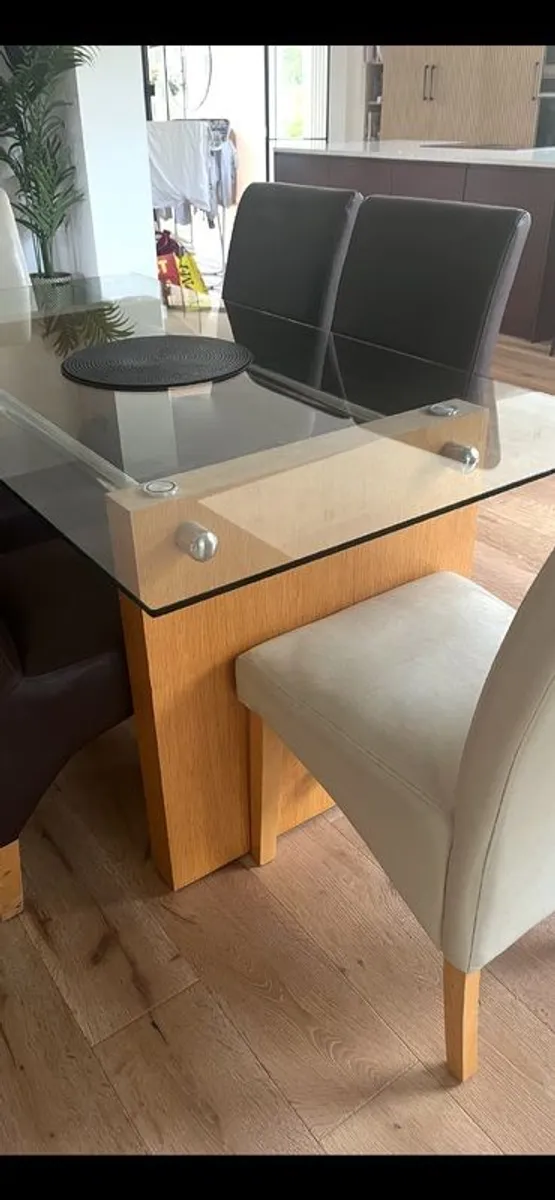 dining - Image 3
