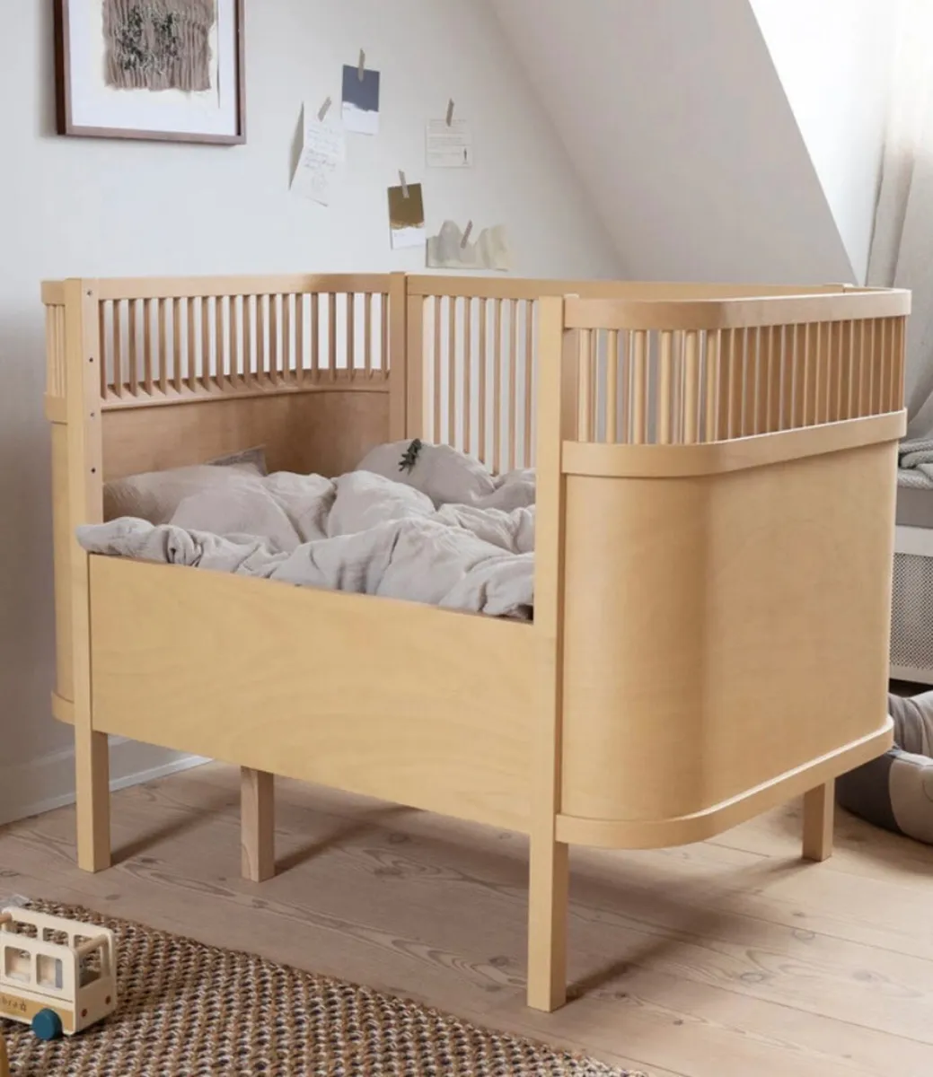 Sebra bed,baby & Jr - Image 4