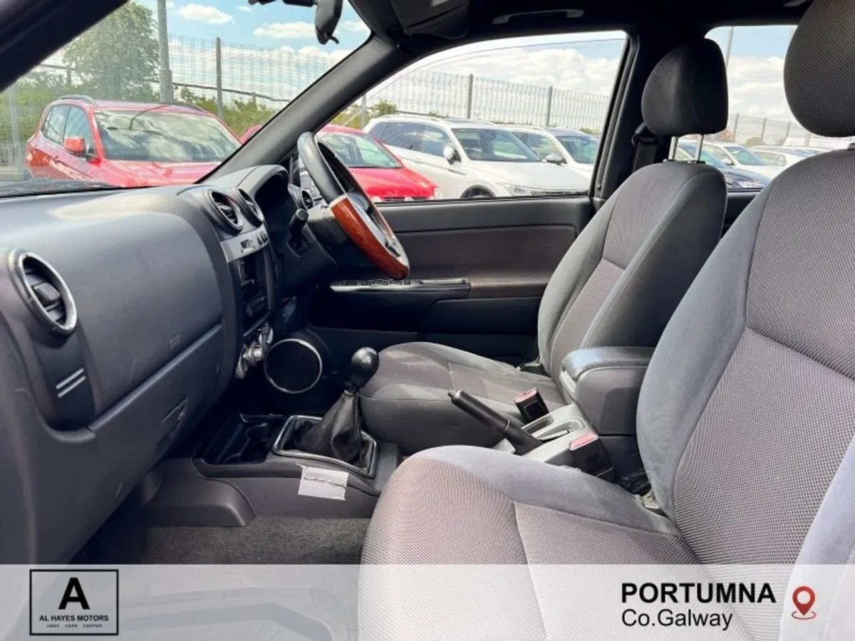 Isuzu D-Max 2.5 TD Rodeo TF D/C 4DR - Image 2