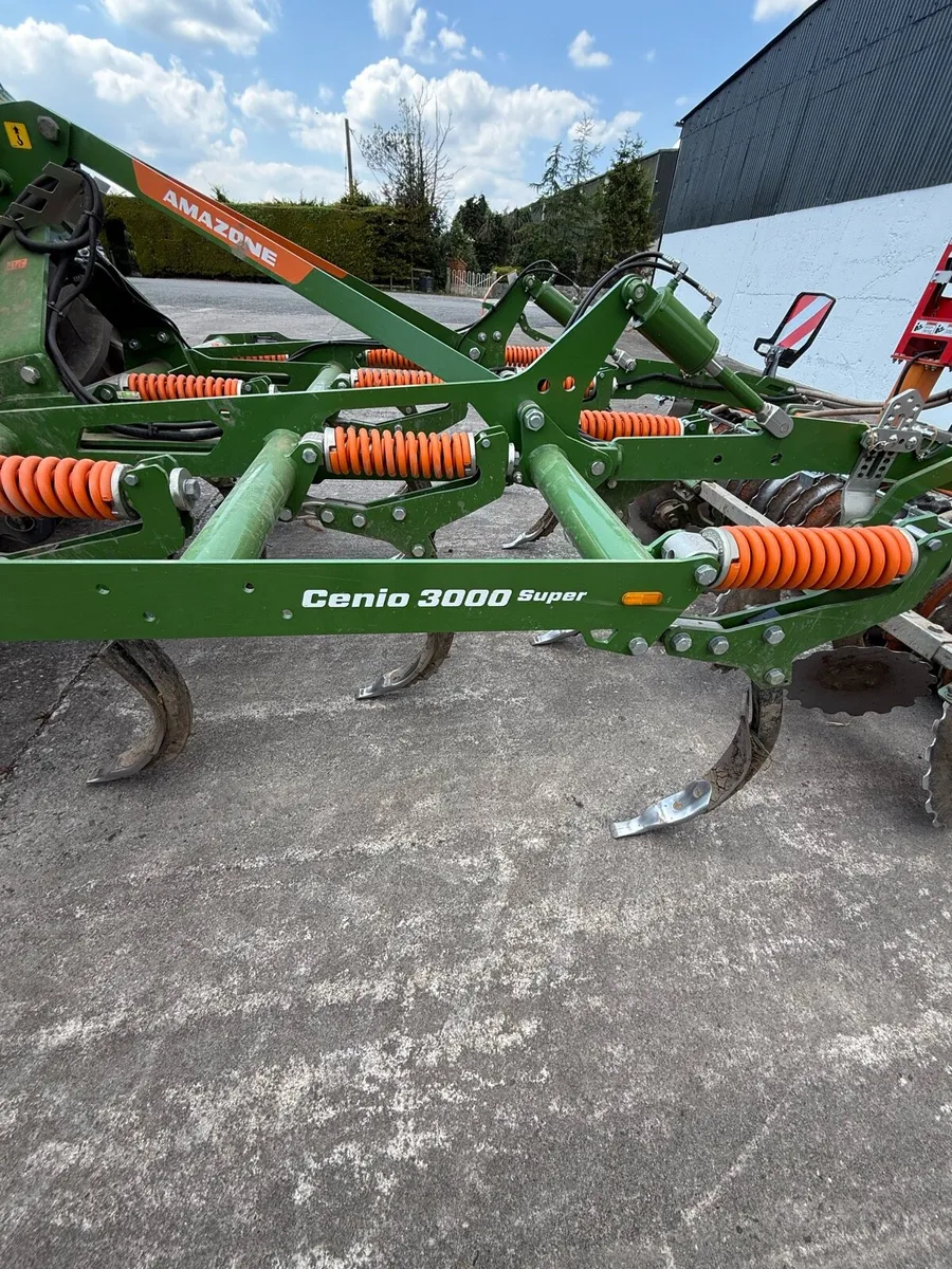 🟢** Amazone Cenio 3000 super 3 meters wide ** - Image 1