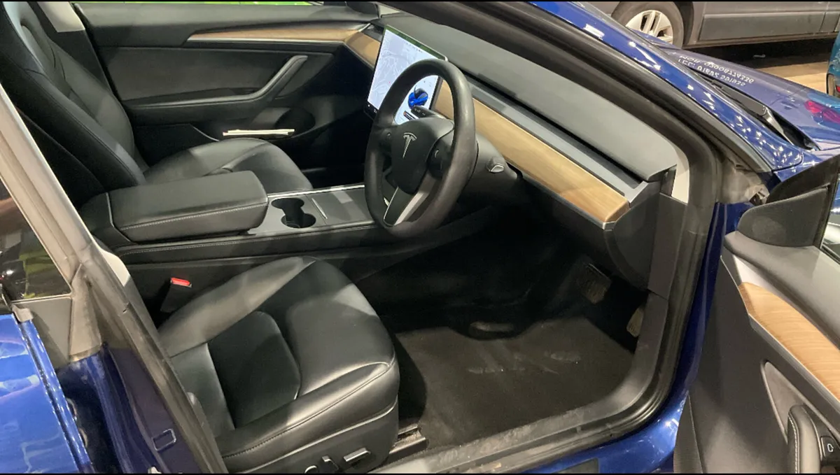 Tesla Model 3 2021 AWD Long Range Model - Image 4