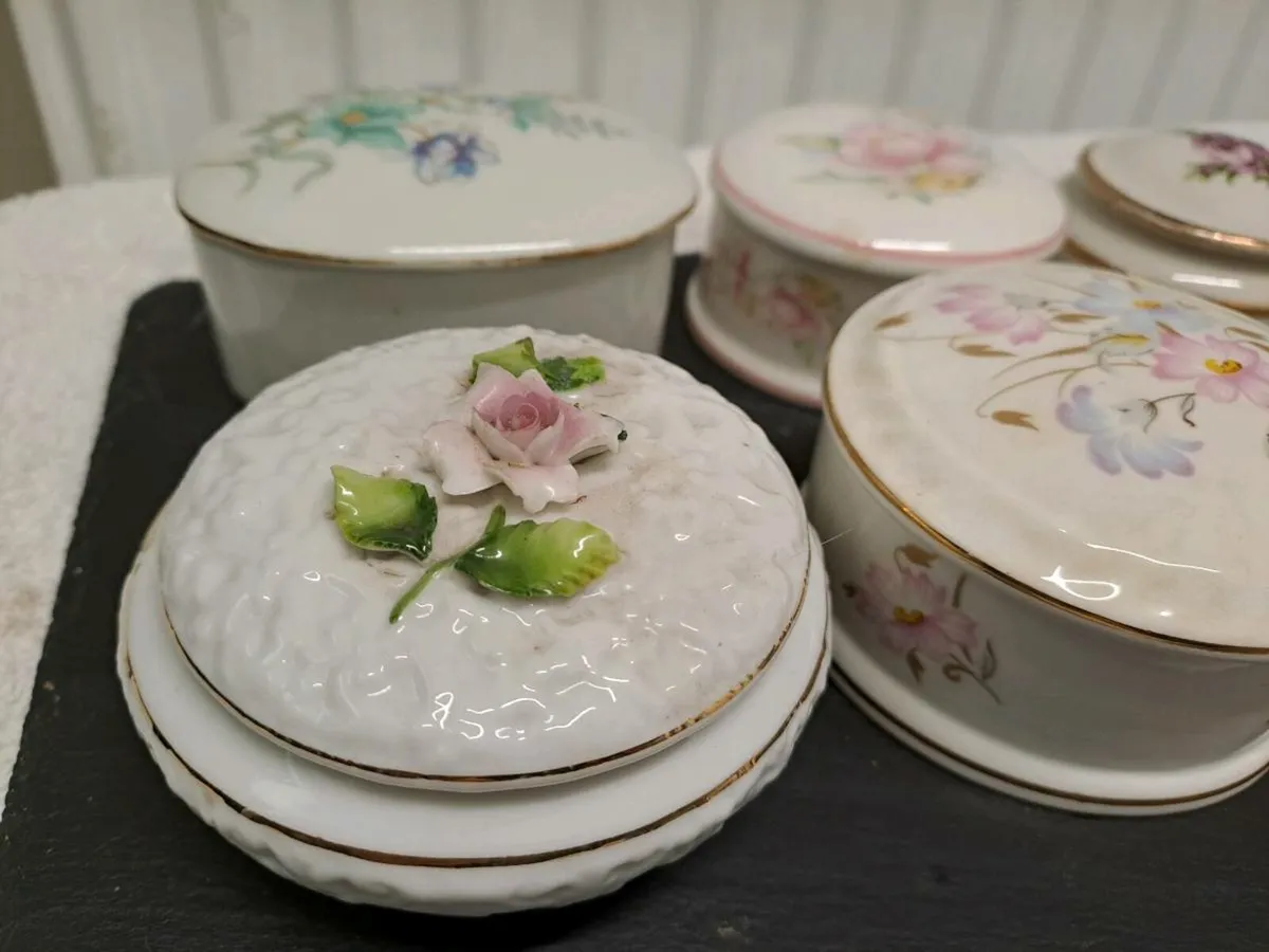 6 floral motif trinket boxes - Image 2