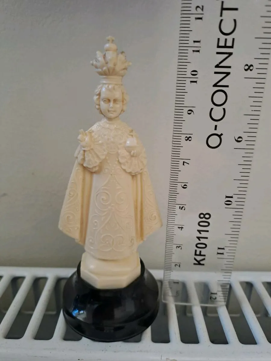 Vintage miniature religious figurine - Image 2