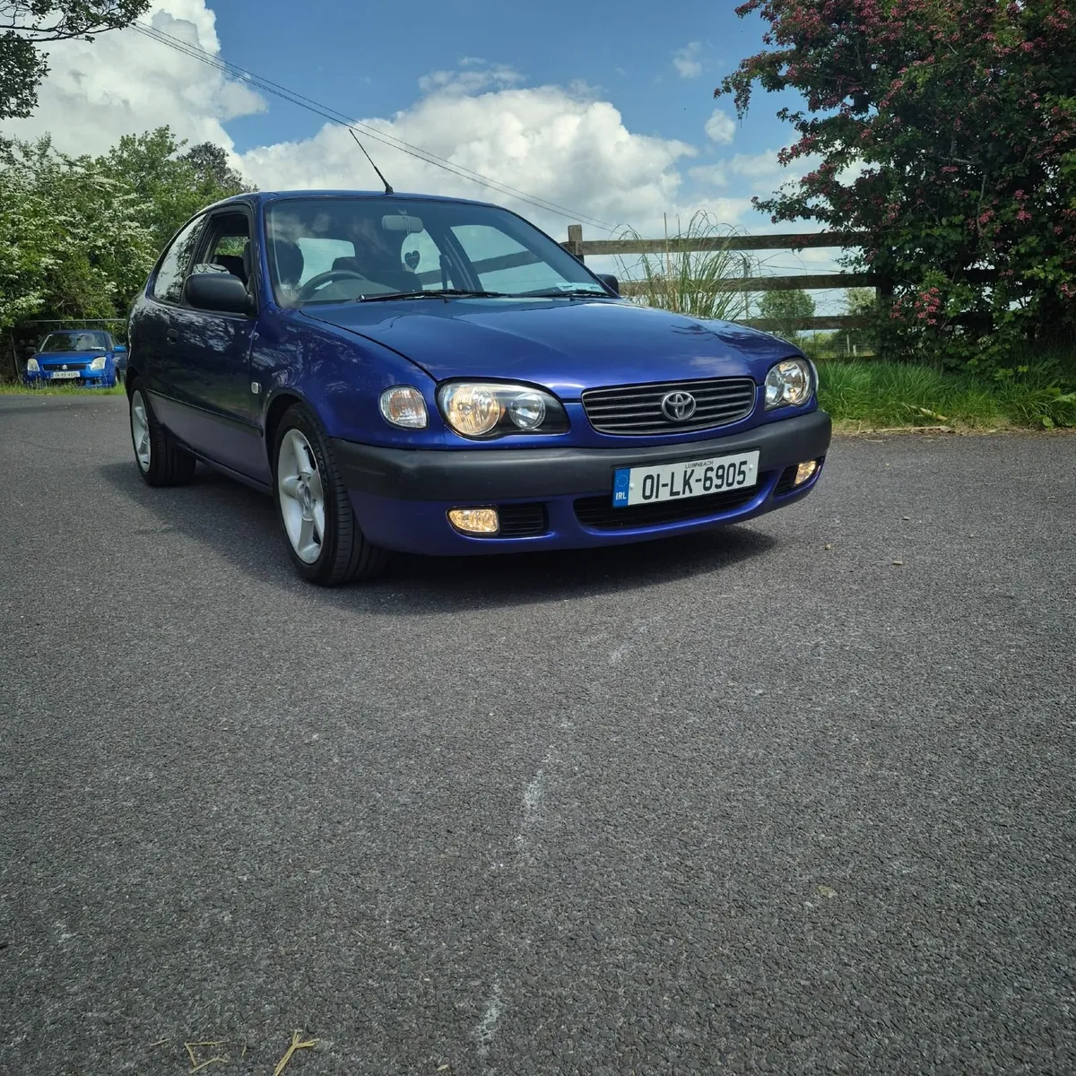 Toyota Corolla 2001 - Image 2