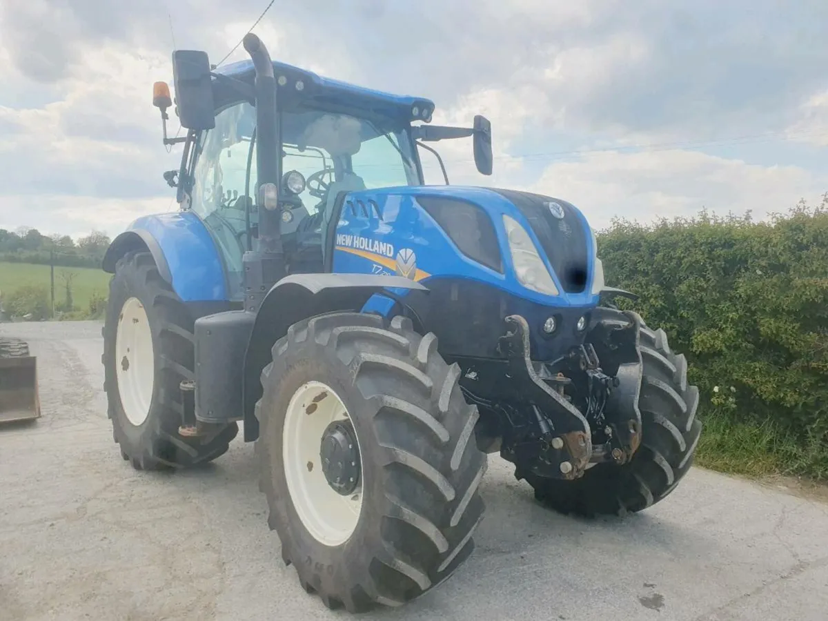 New Holland T7210 - Image 2