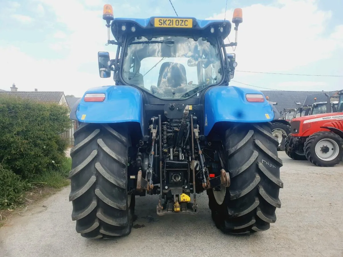 New Holland T7210 - Image 4