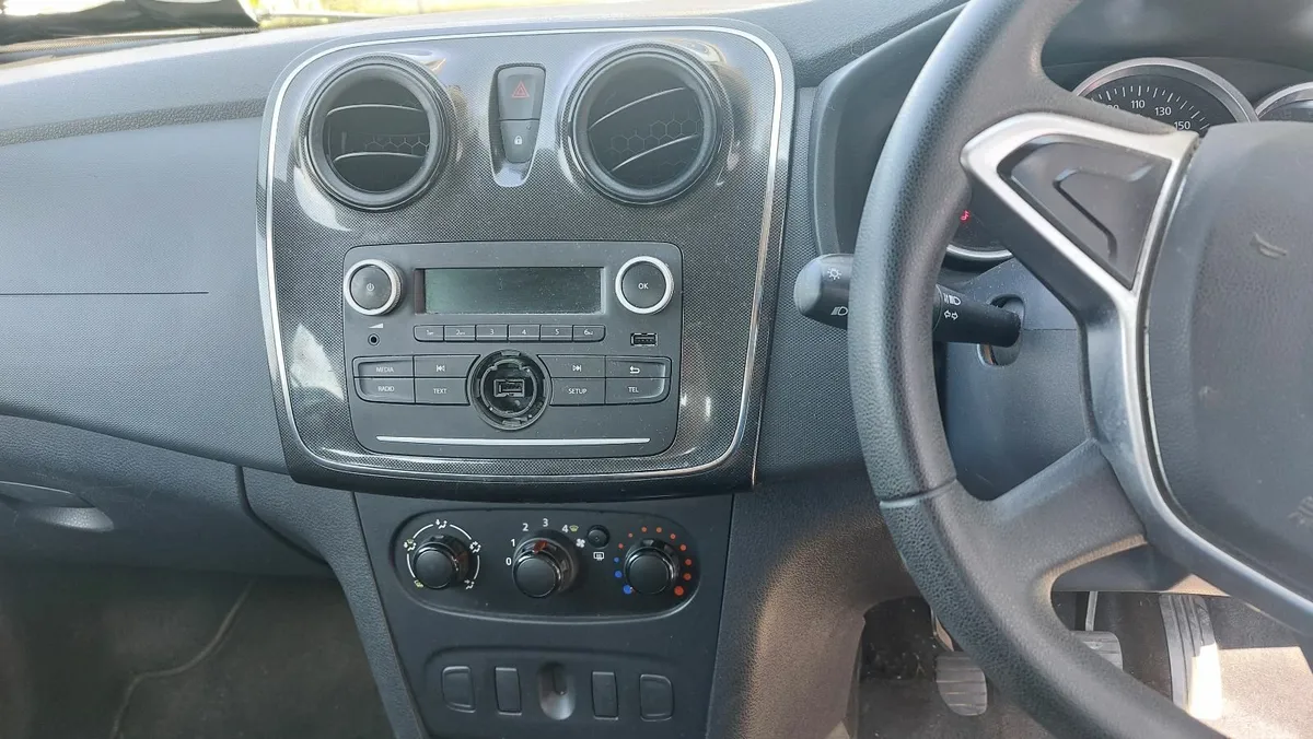 Dacia Logan 2017 - Image 4