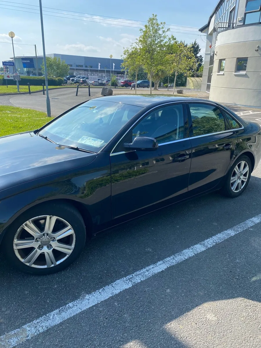 Audi A4 2011 - Image 1