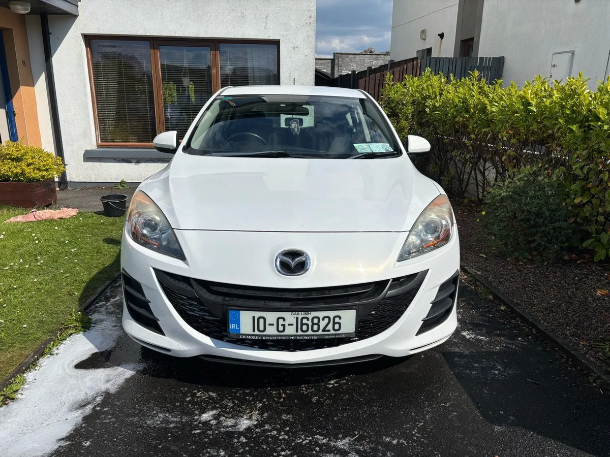 Mazda 3 2010 - Image 1