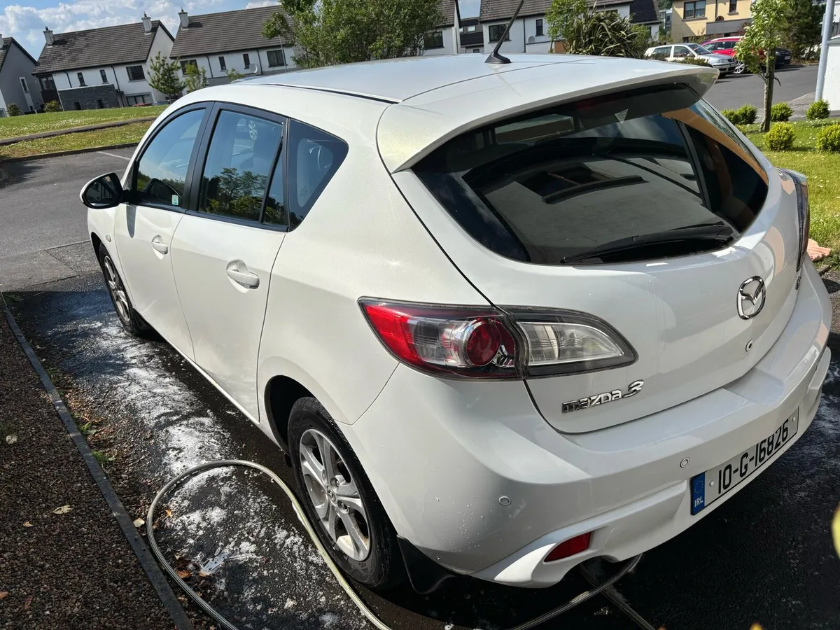 Mazda 3 2010 - Image 3