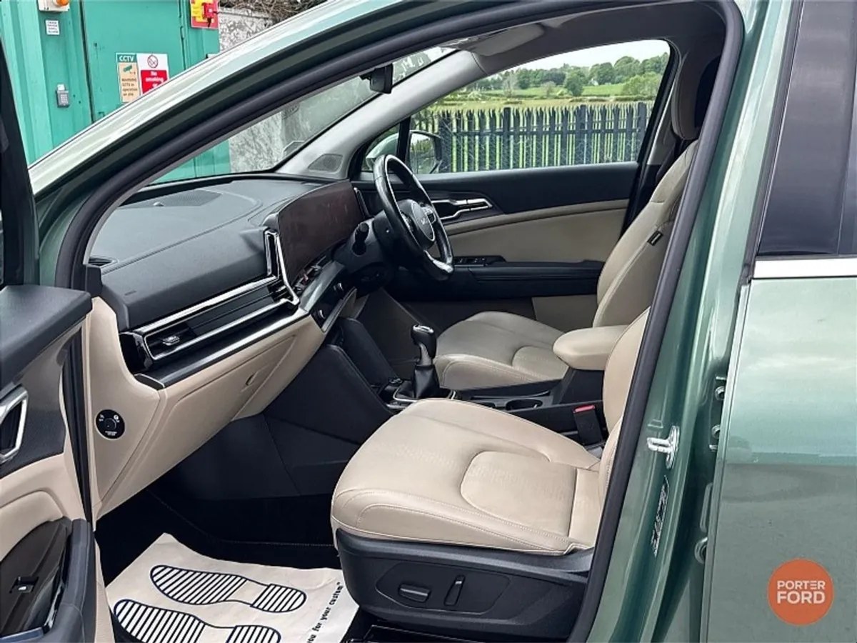 Kia Sportage 1.6 Crdi SCR Diesel 115 hp K4 6MT - Image 4