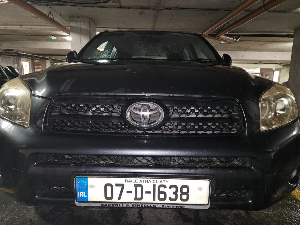 Toyota RAV4 2007 - Image 2