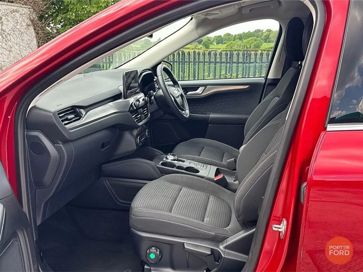 Ford Kuga 2.5 Duratec 225PS Phev Titanium Auto - Image 4