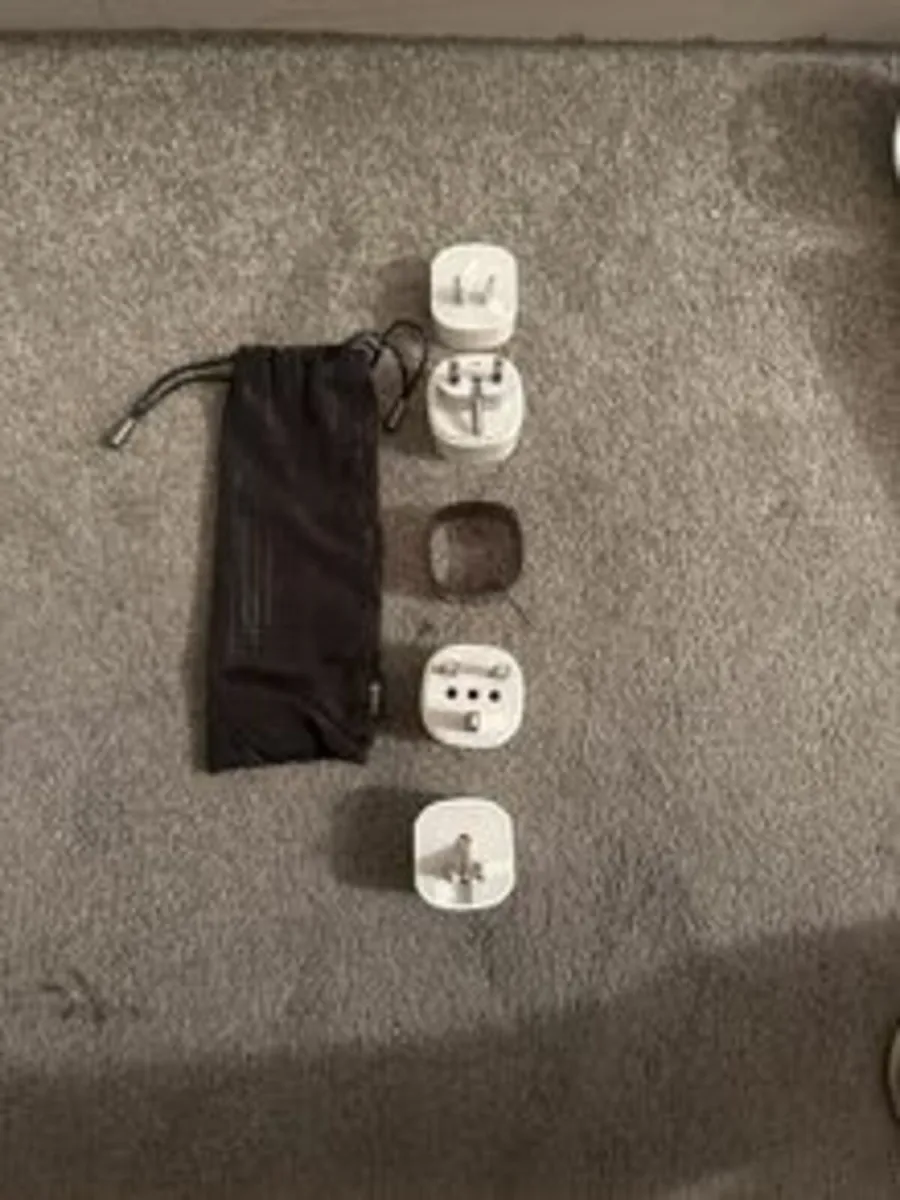 international plug adapter