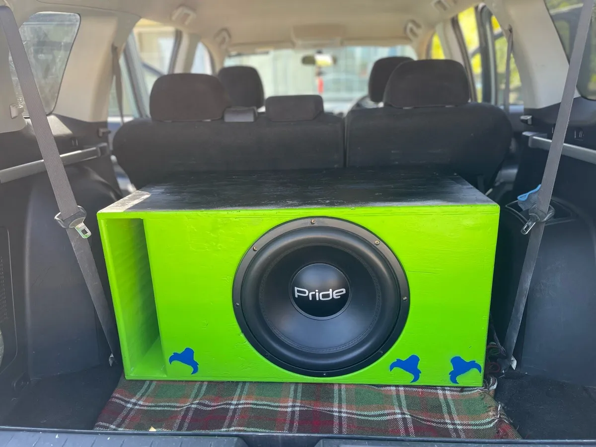 For sale:Mitsubishi Outlander-LOUD BASS - Image 3