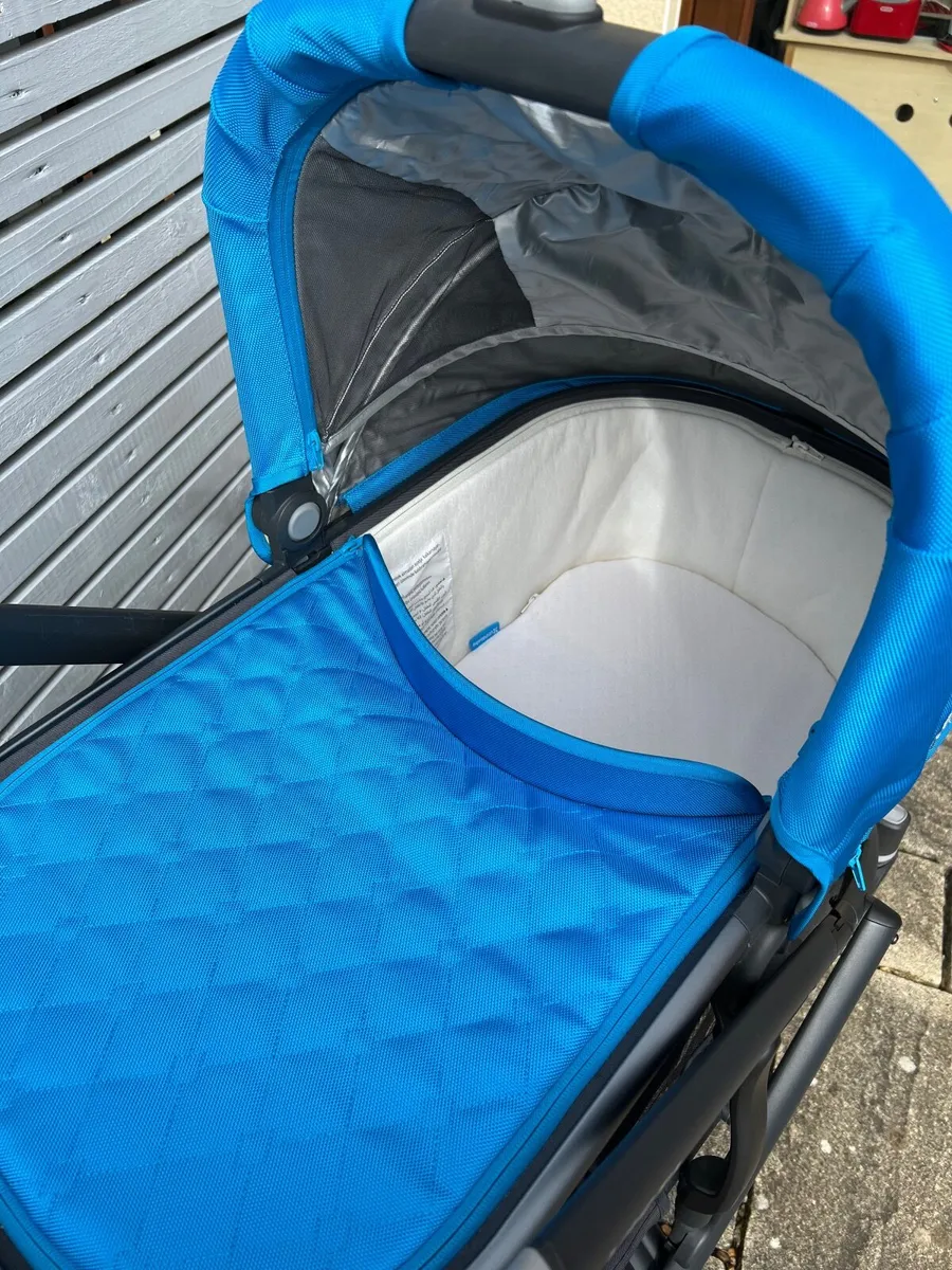 Uppababy Vista Buggy Travel System - Image 3