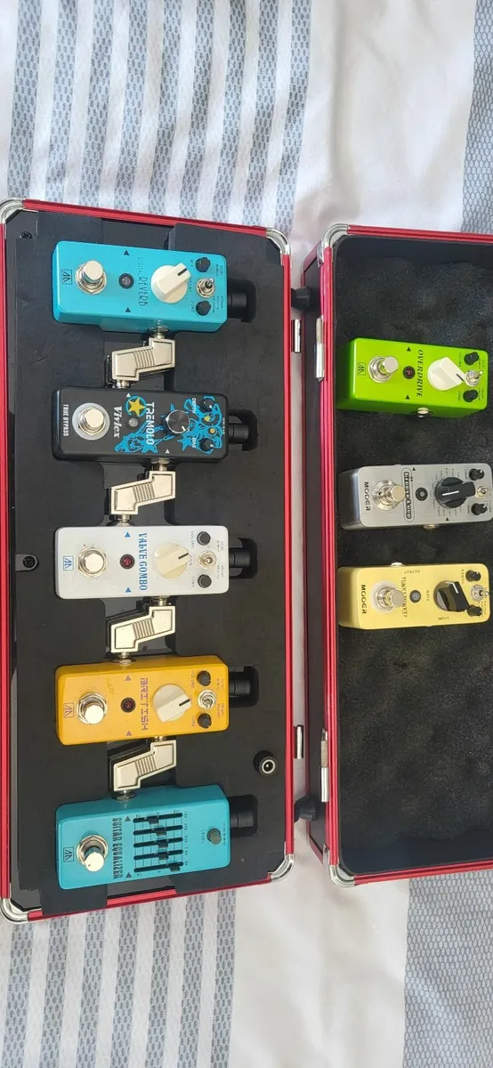 Guitar effects pedals - Image 1