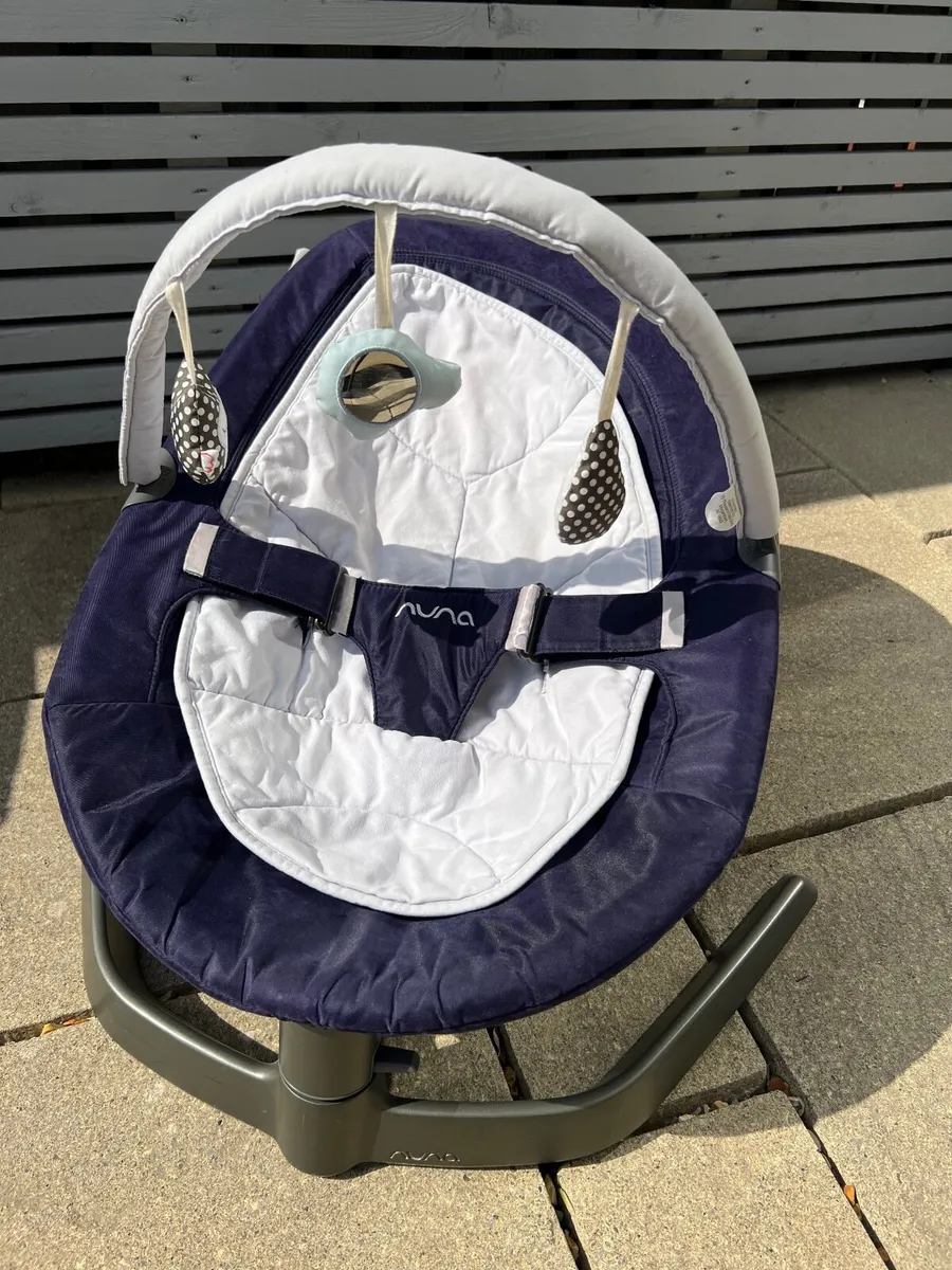 Nuna Leaf Baby Sway Seat - Image 3