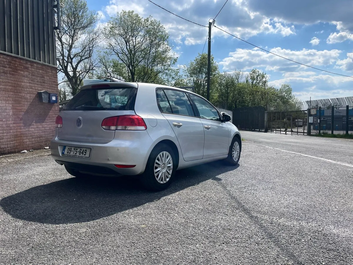 2009 Golf 1.4 Petrol New NCT 03/26 Tax 08/25 - Image 4