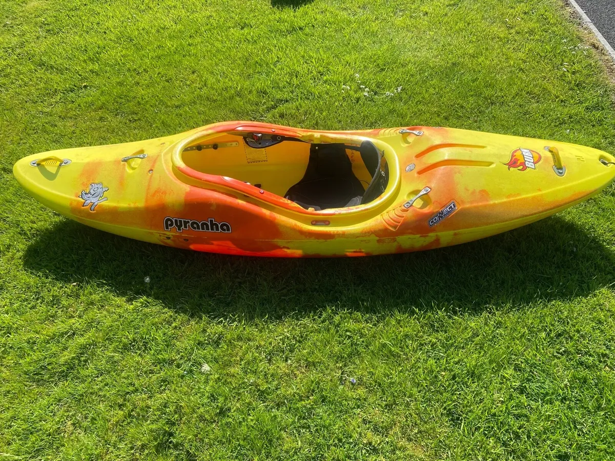 Pyranha Burn Kayak - Image 1