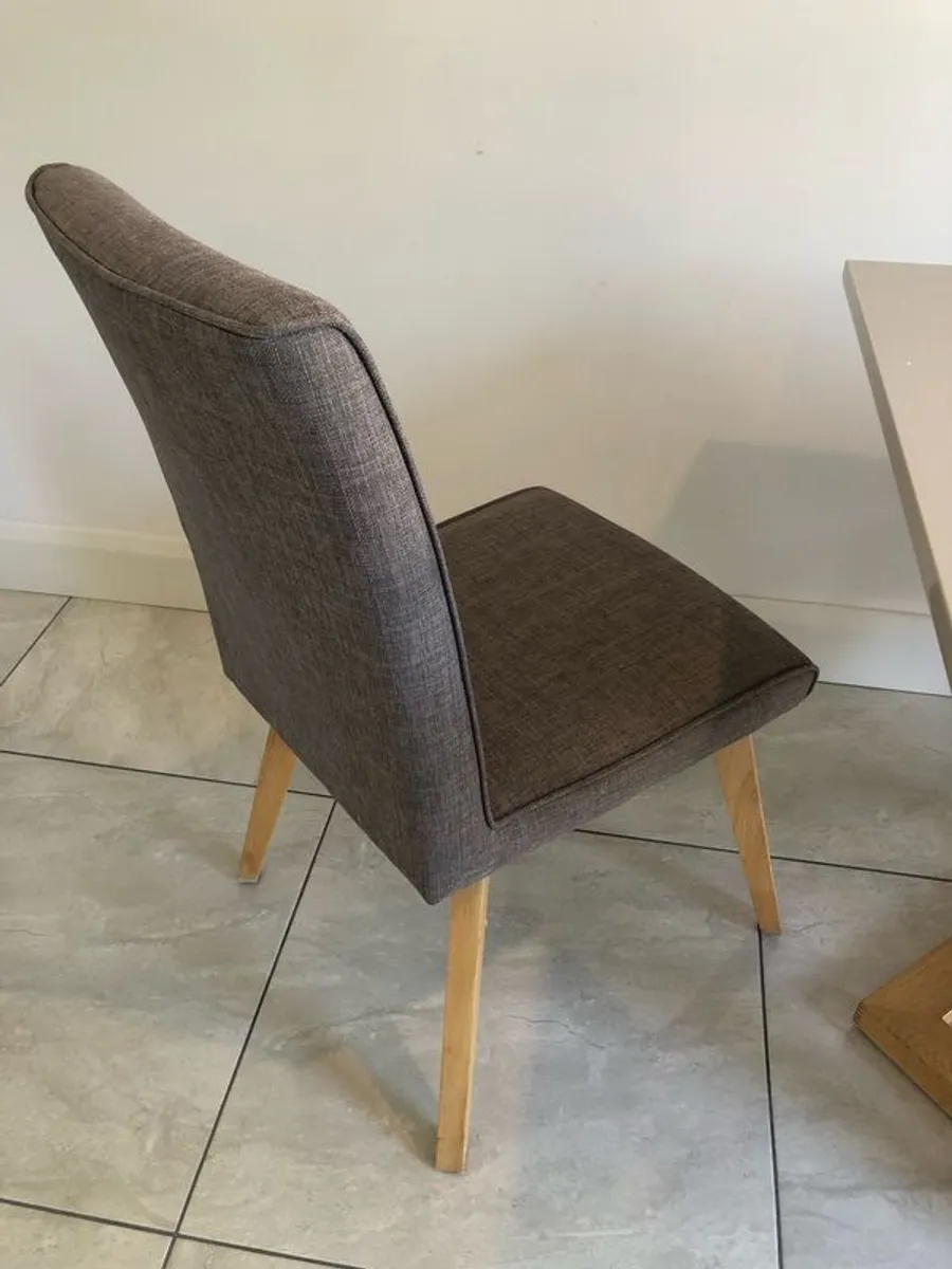 Extendable Dining Table & 4 Chairs - Image 4