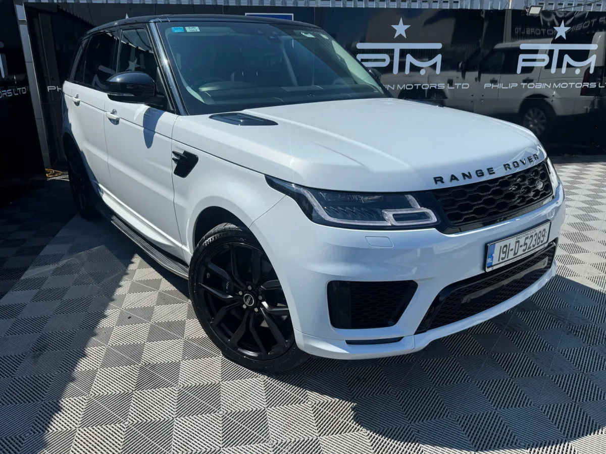 RANGE ROVER SPORT P400E FULL BLACK PACK TOP SPEC - Image 1