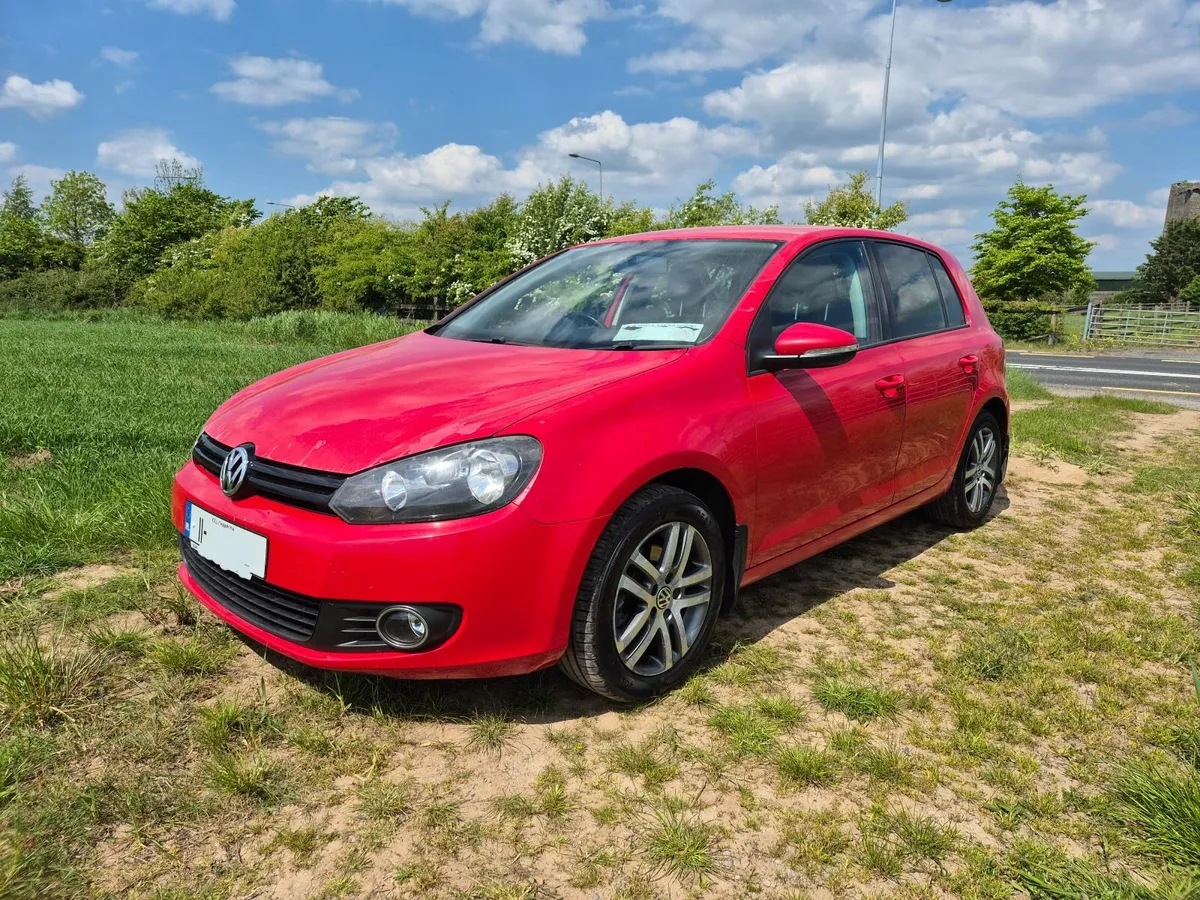 Volkswagen Golf 2011 - Image 1