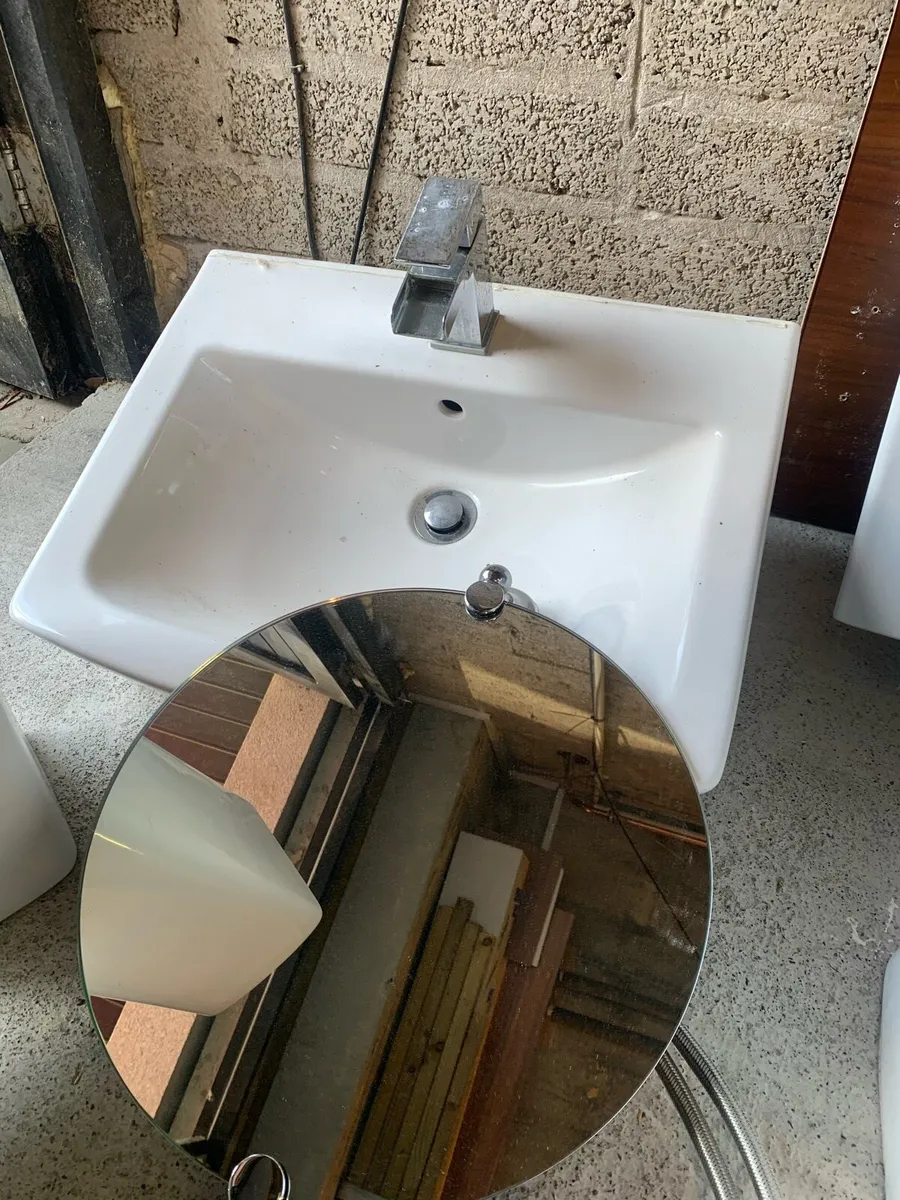 WC Hand Basin Taps Bathroom Fittings Job Lot - Image 2