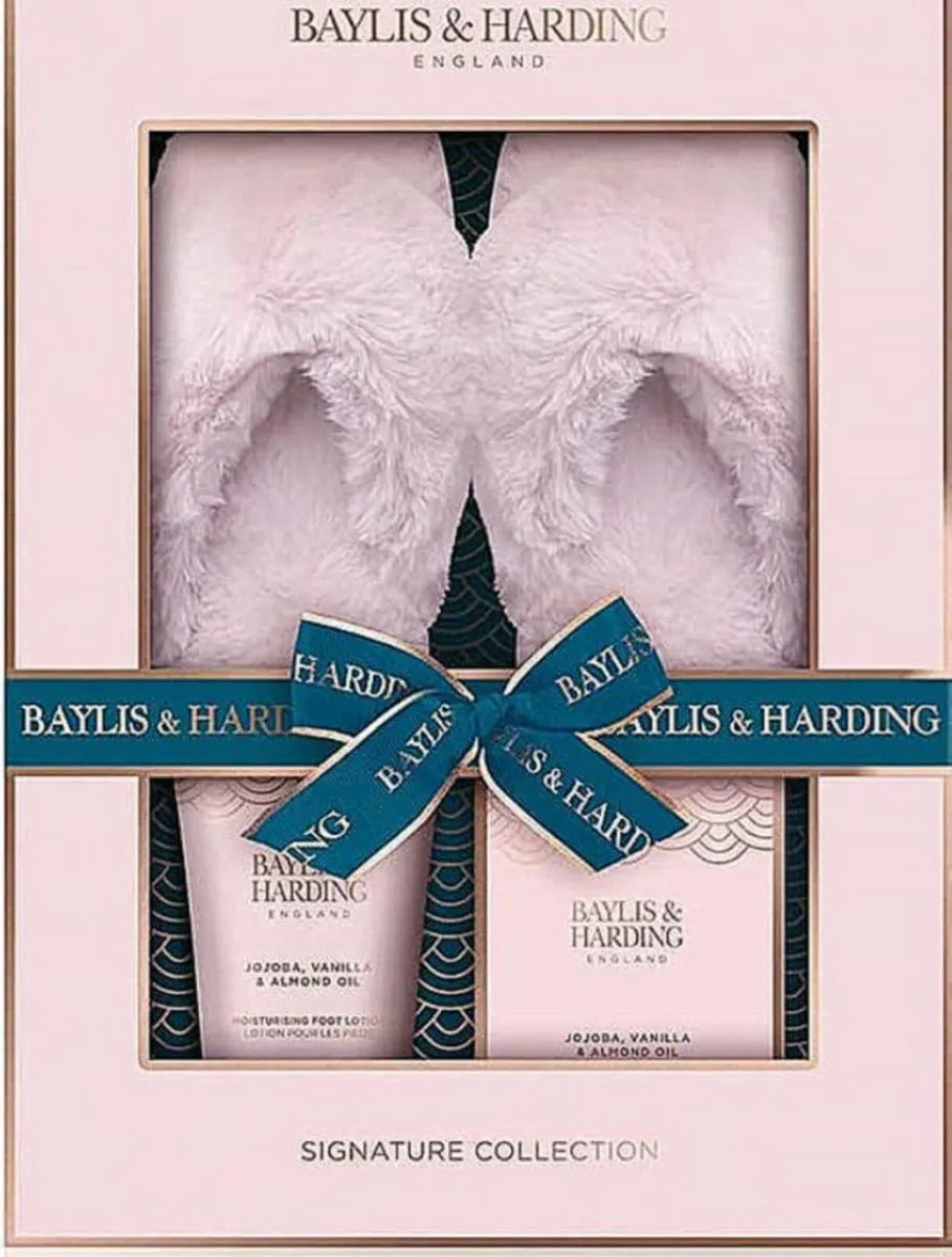 BNIB Baylis & Harding Footcare Set - Image 3