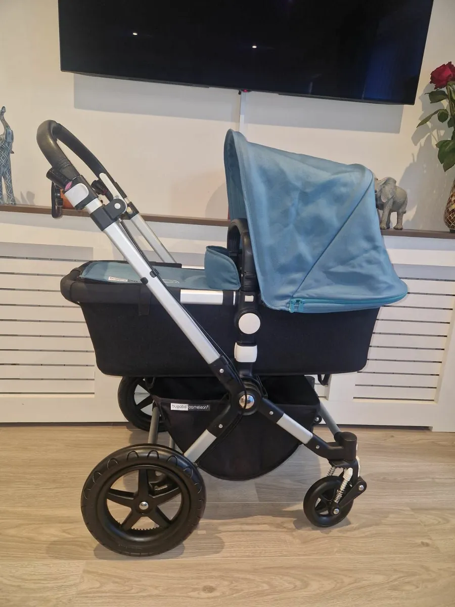Immaculate condition Bugaboo cameleon 3 - Image 3
