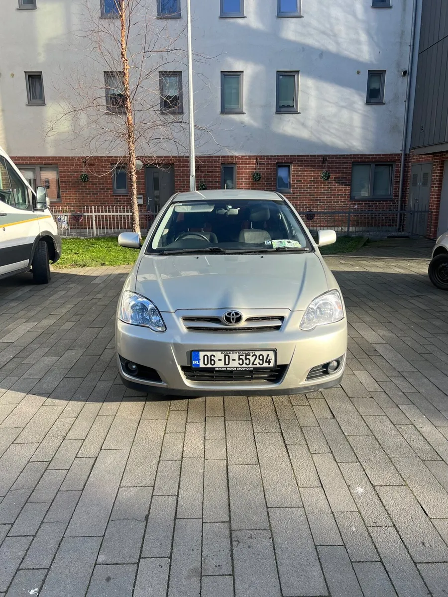 Toyota Corolla  2006  Luna Model ( LOW MILES ) - Image 4