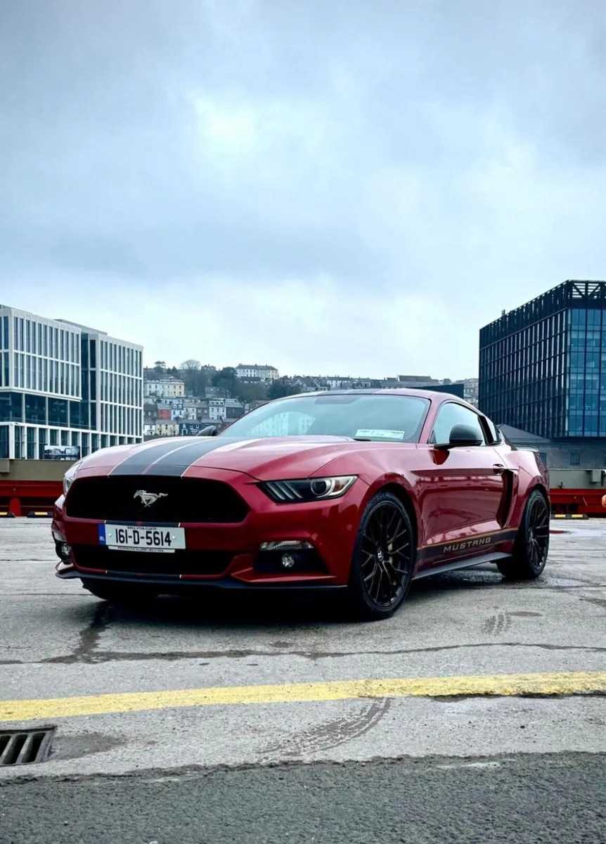 Ford Mustang 2016 - Image 2