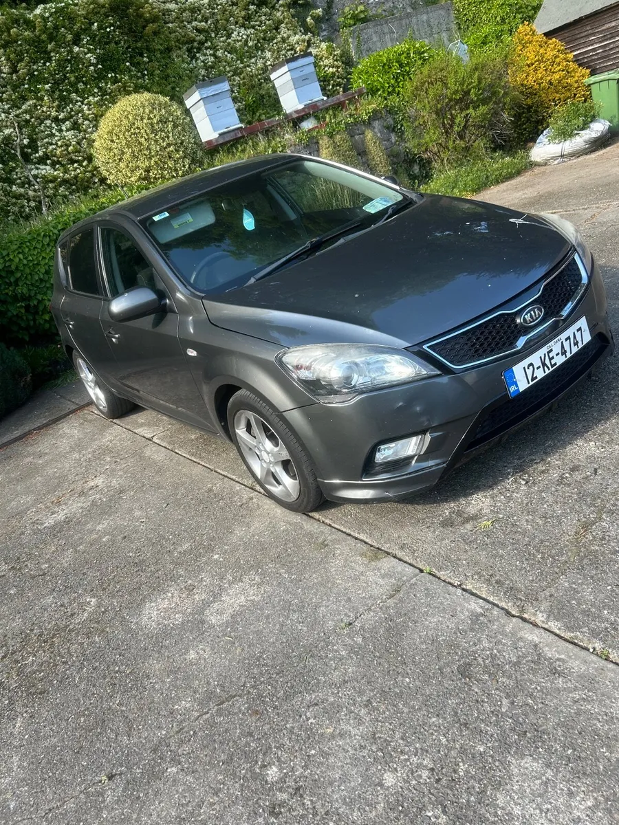 Kia Ceed 2012 - Image 2