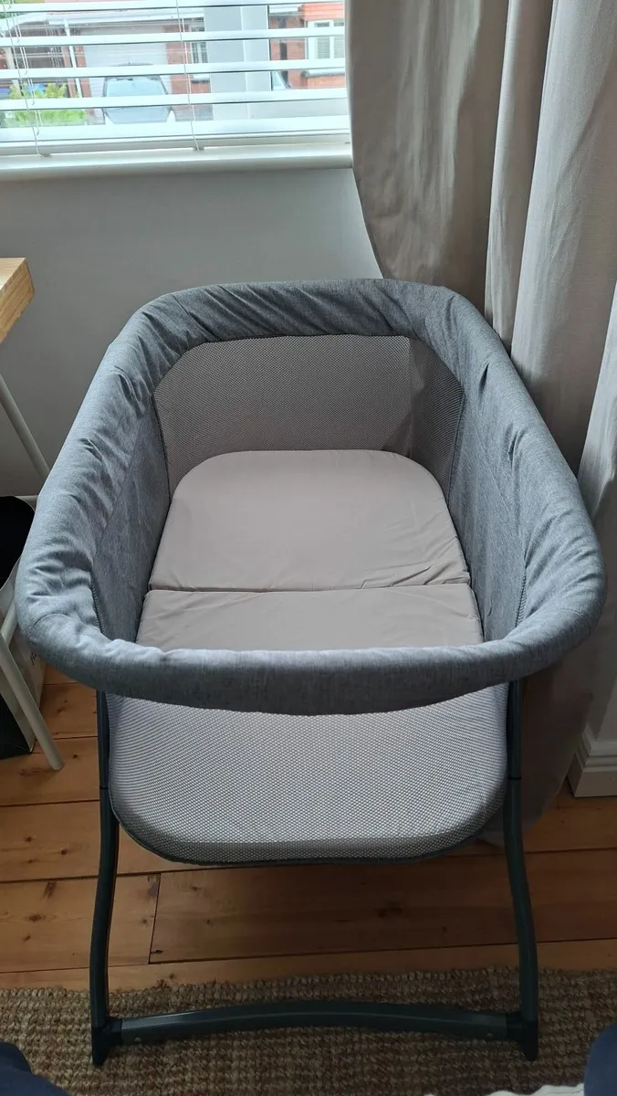Baby Elegance Crib - Image 1