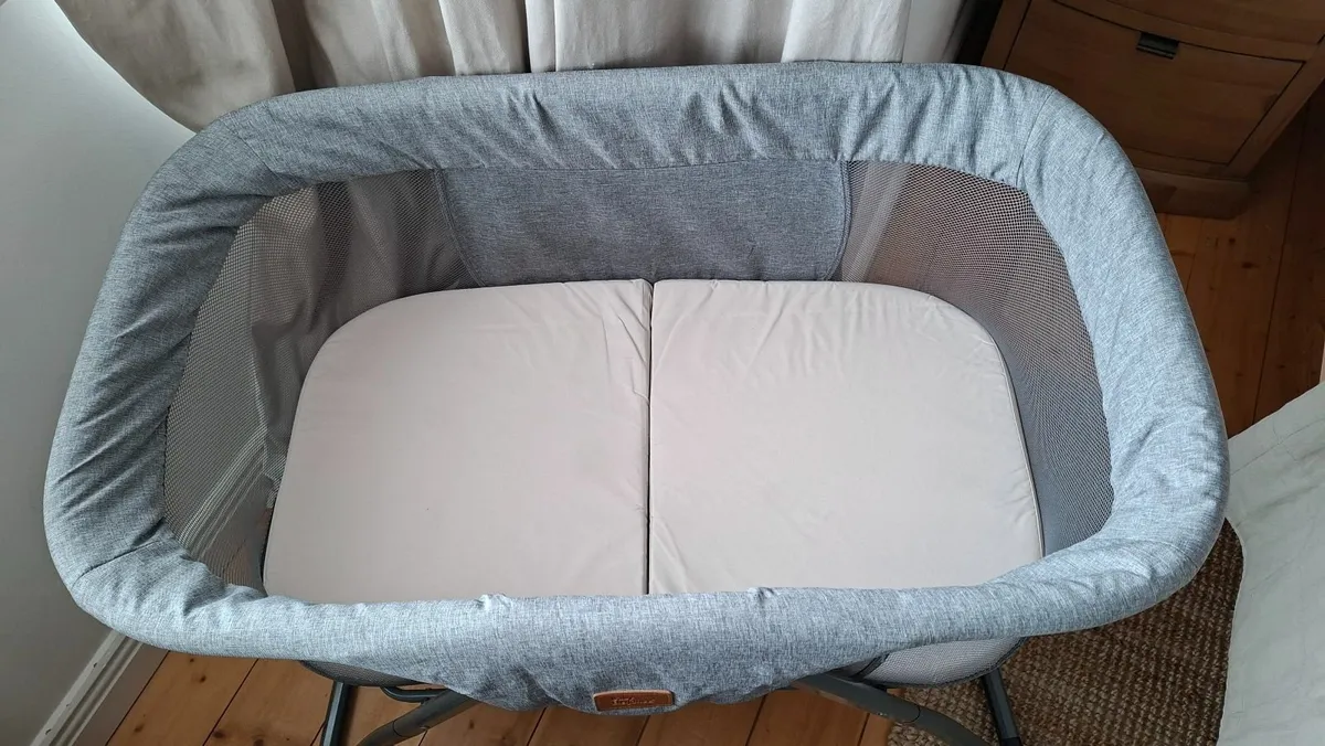 Baby Elegance Crib - Image 4