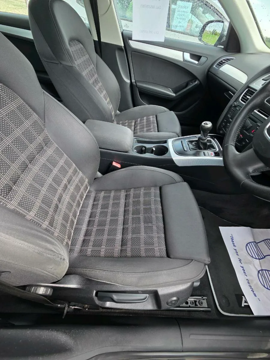 Audi A4 2011 2.0L Tdi 130 S line sport - Image 4