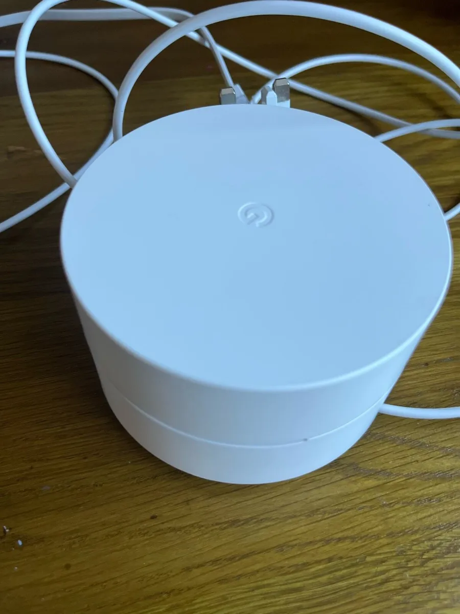 Google Nest WiFi Router + Google WiFi Access point - Image 3