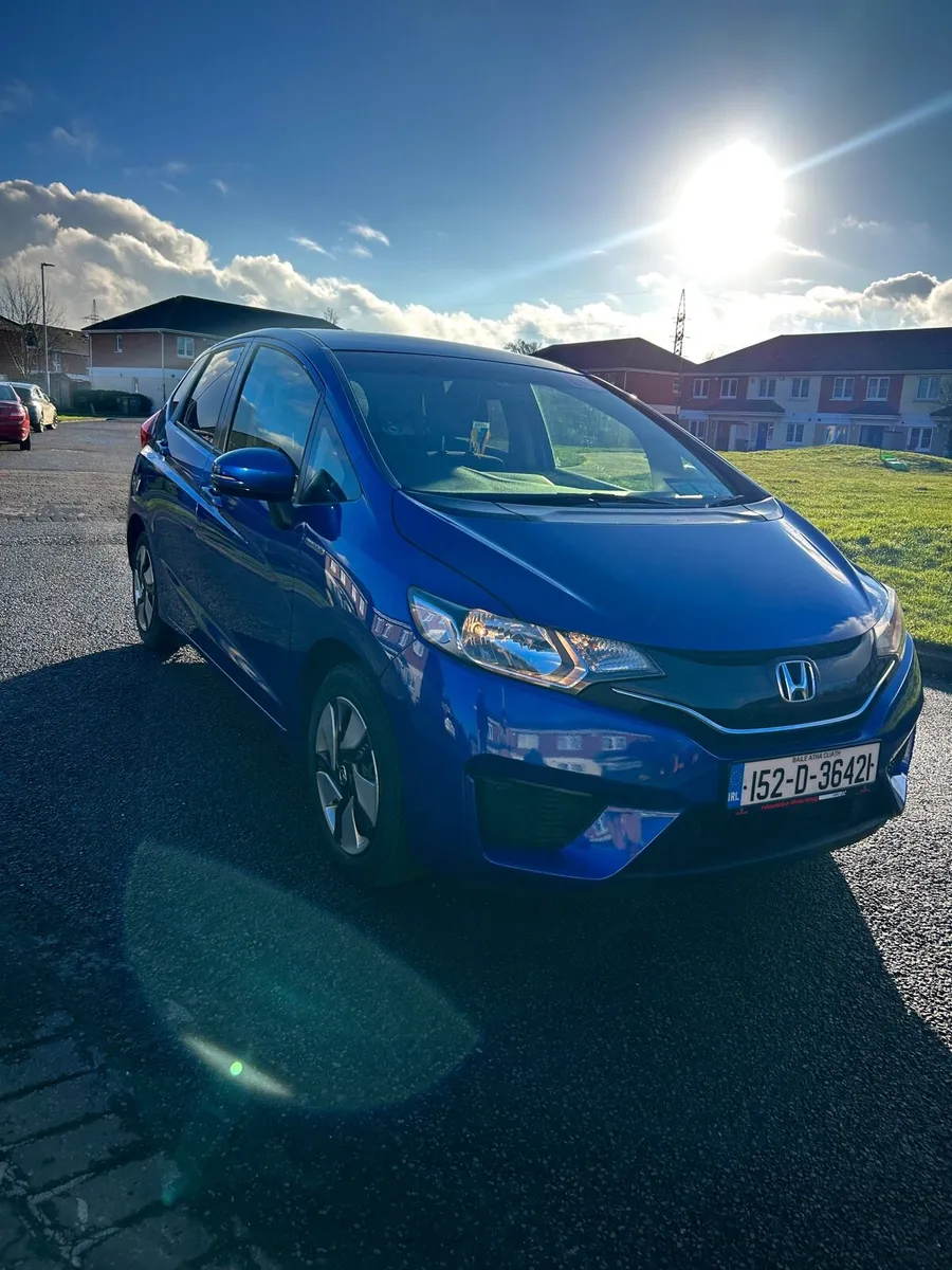 Honda FIT hybrid - Image 1